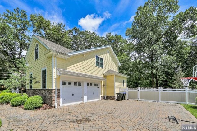 47 3rd St, Park Ridge NJ  07656-1666 exterior