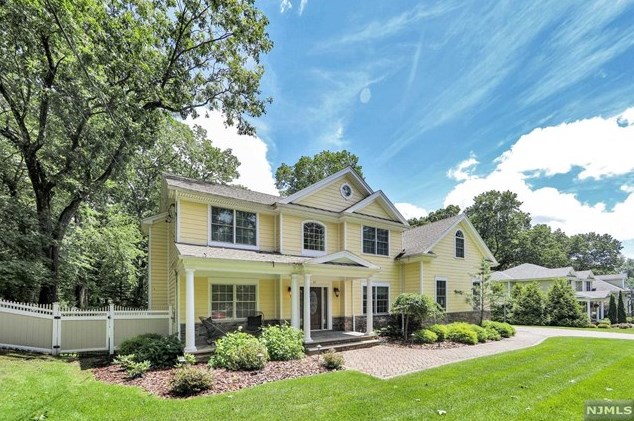 47 3rd St, Park Ridge NJ  07656-1666 exterior