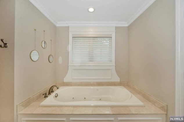 47 3rd St, Park Ridge NJ  07656-1666 exterior