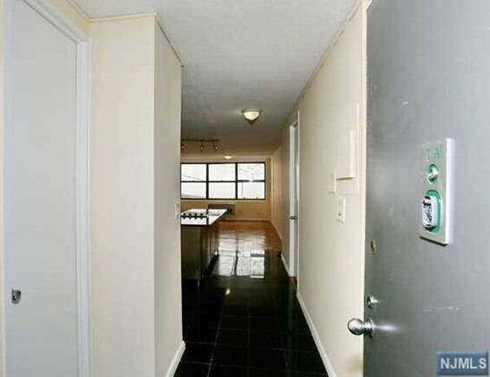7004 Boulevard E #1a, West New York, NJ 07093