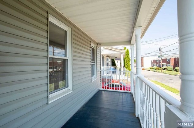 79 Campbell Ave, Hackensack, NJ 07601-5341