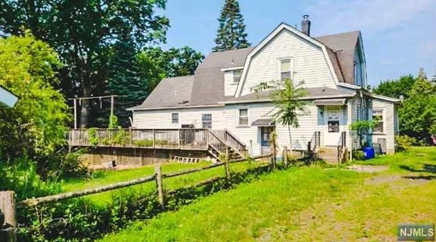 178 Hill St, Midland Pk, NJ 07432-1652