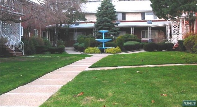 1319 Anderson Ave #15, West Fort Lee, NJ 07024