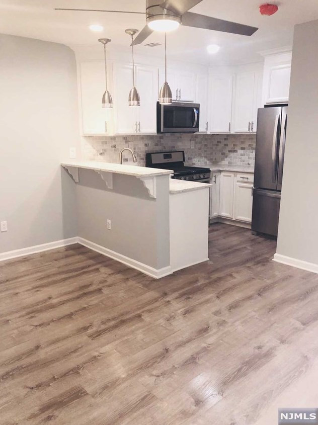 55 Passaic St #2a, Outwater, NJ 07026