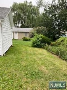 52 Delafield Ave, Lyndhurst NJ  07071-1019 exterior
