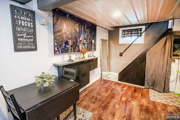 248 Clinton Ave, Bergenfield NJ 07621-3203 exterior