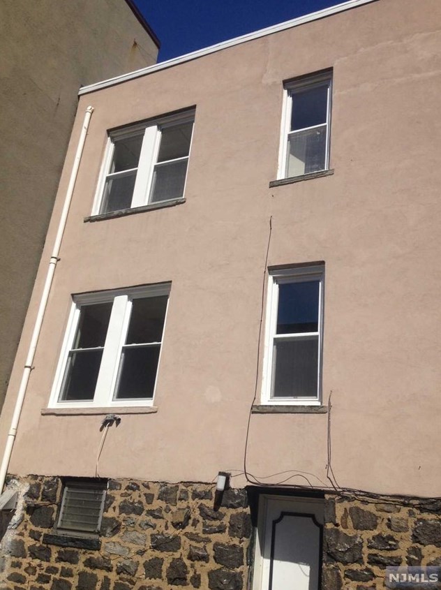 13 66th St #1, West New York, NJ 07093