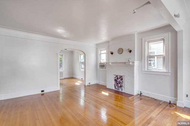 252 Tom Hunter Rd, West Fort Lee, NJ 07024