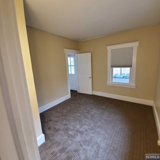 68 Vanderbeck Pl, Hackensack NJ  07601-3550 exterior