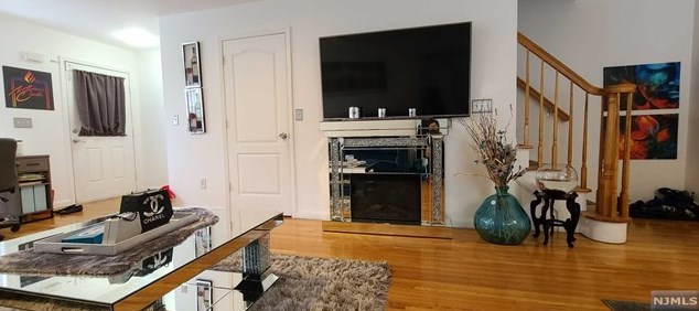 208 W Englewood Ave, Englewood, NJ 07631