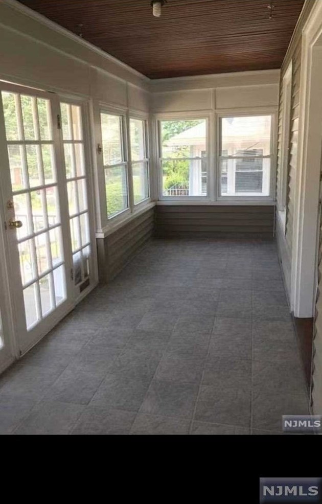 218 Tom Hunter Rd, West Fort Lee, NJ 07024