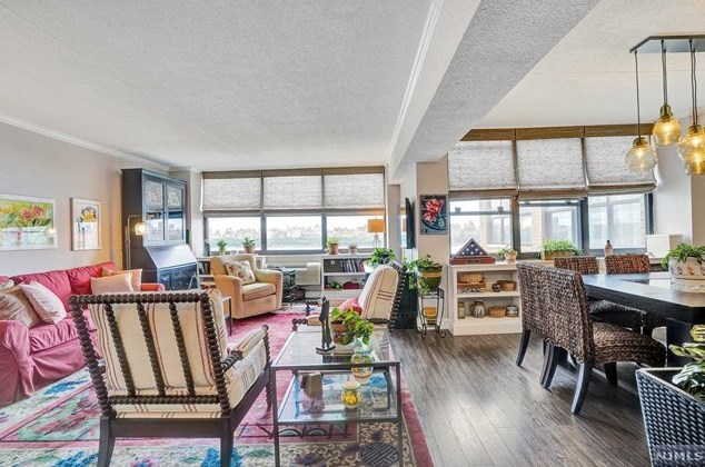 7002 Boulevard E #16p, West New York, NJ 07093