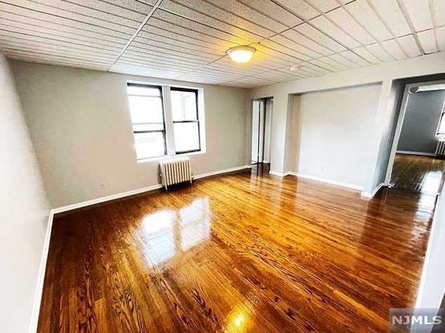 26 Spring Dell #c6, Rutherford, NJ 07070