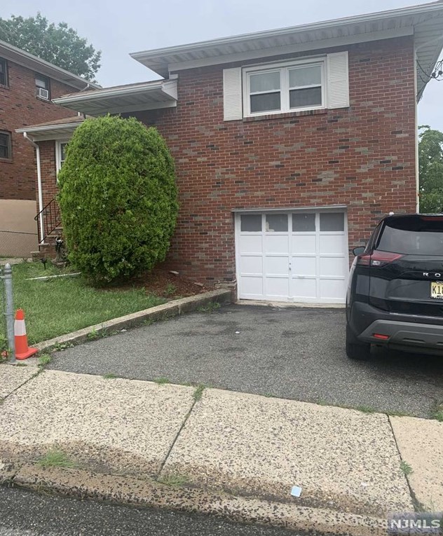 9005 Grand Ave, North Bergen, NJ 07047