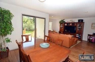 68 Prospect Ter, Tenafly NJ  07670-1806 exterior