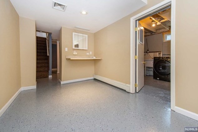 465 Ramapo St, Pompton Falls NJ  07442-2510 exterior