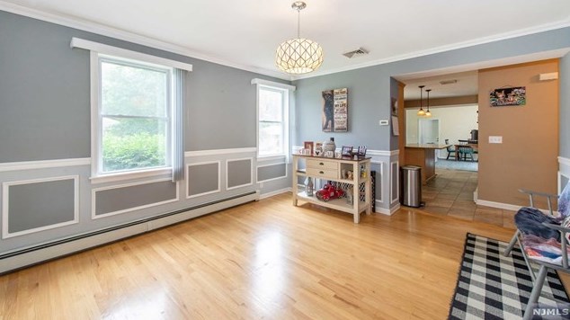 465 Ramapo St, Pompton Falls NJ  07442-2510 exterior