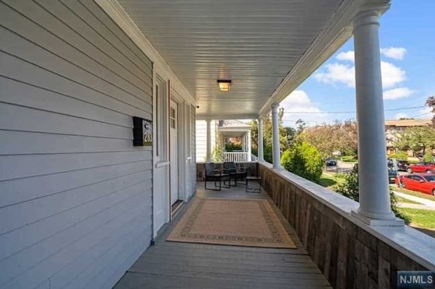 283 Hamilton Pl, Hackensack NJ  07601-3614 exterior