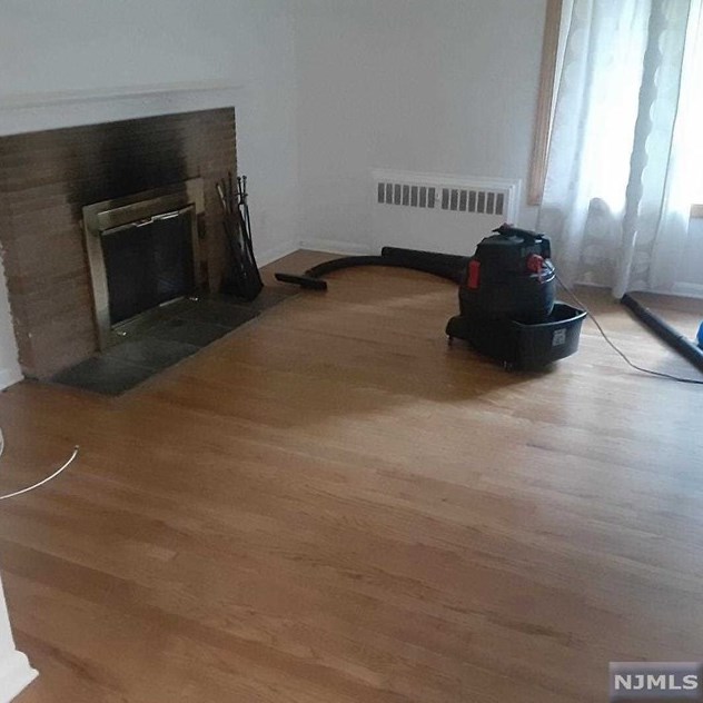 339 Valley Rd, Haworth, NJ 07641