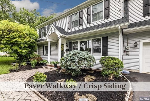 621 Fox Ct, Ridgewood, NJ 07450