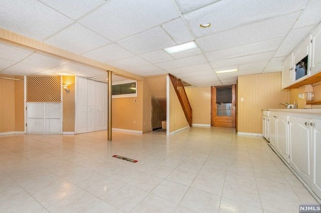 59 15th Ave, Elmwood Park NJ  07407-3511 exterior