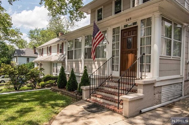 145 W Grove St, Bogota, NJ 07603
