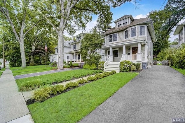 259 Edwards St, Ridgewood, NJ 07450