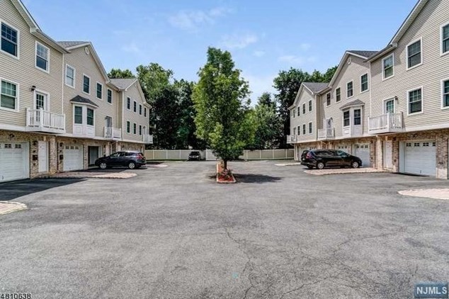 56 S Maple Ave #56d, East Orange, NJ 07018