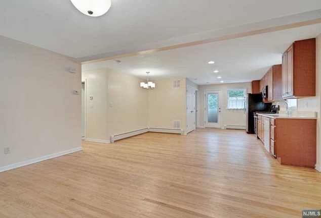 125 Lenox Ave #1, Ridgewood, NJ 07450