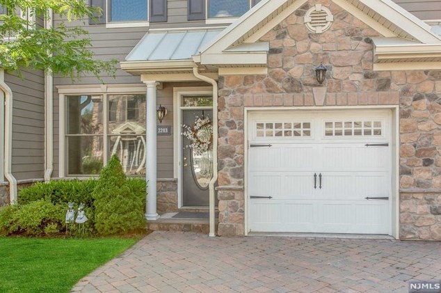2203 Freeman Way, Allendale, NJ 07401