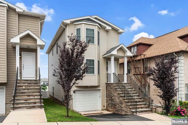 7021 Smith Ave, North Bergen, NJ 07047