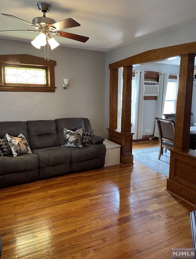 21 Rollins Ave, Clifton NJ  07011-3515 exterior