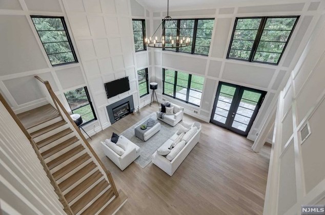 26 Central Ave, Demarest, NJ 07627