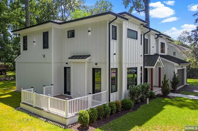 406 Sylvan Pl, Haworth, NJ 07641-1730