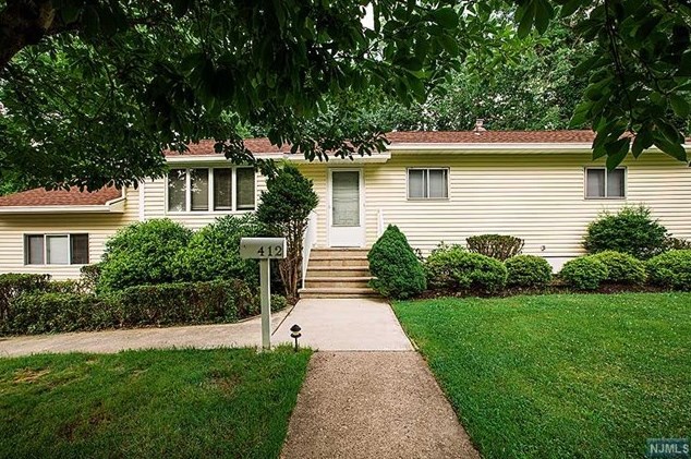 412 Johned Rd, Rockleigh, NJ 07647