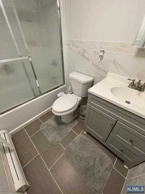 155 Weigands Ln, Secaucus NJ  07094-2128 exterior
