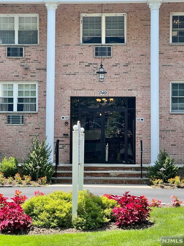 540 Fairview Ave #200, Westwood, NJ 07675