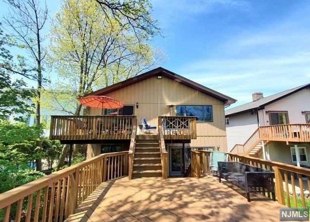 18 7th St, Englewood, NJ 07632