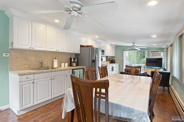 78 Townsend Rd, Midvale, NJ 07465