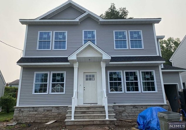 25 Margaret Ct, Dumont, NJ 07628