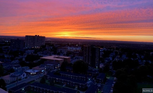 2100 Linwood Ave, West Fort Lee NJ  07024-3101 exterior