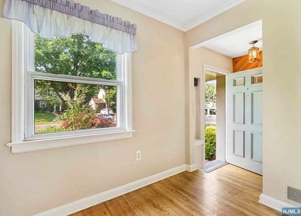 134 Voorhis Ave, River Edge, NJ 07661