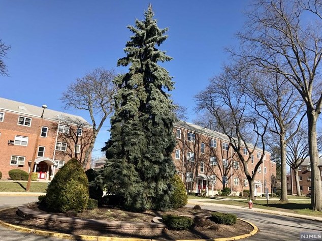 1502 West Terrace Circle #5, Teaneck, NJ 07666