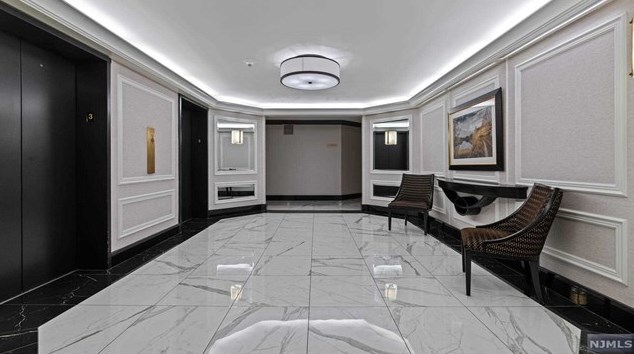 2 Claridge Dr #3aw, Verona, NJ 07044