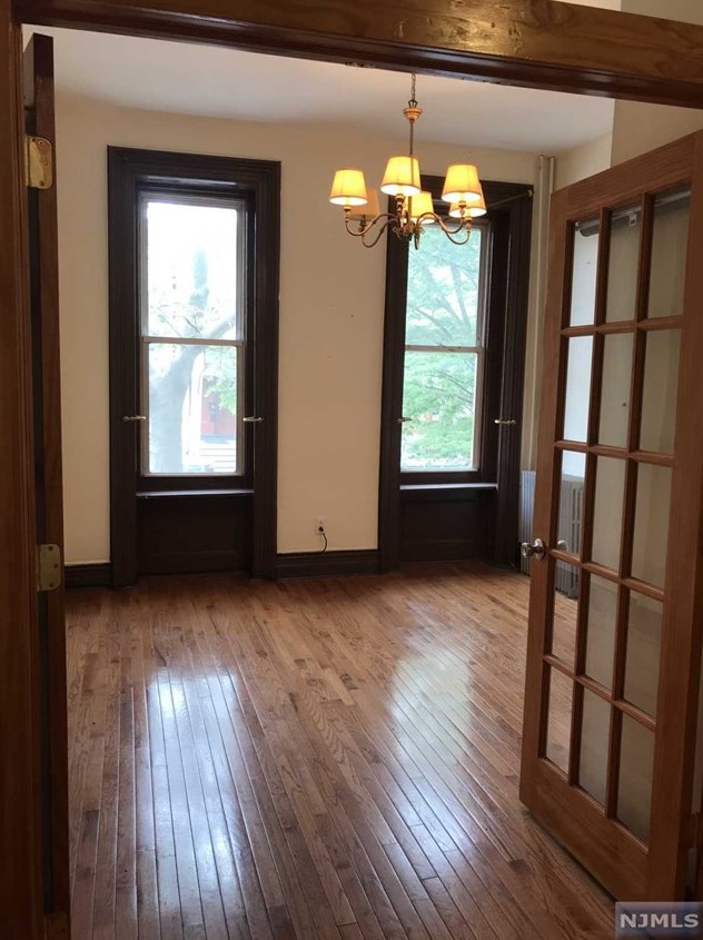 252 Pacific Ave, Jersey City, NJ 07304
