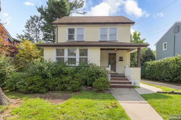 296 Genther Ave, Oradell, NJ 07649