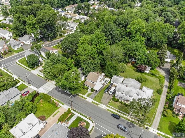 173 Central Ave, Bergenfield NJ 07621-1209 exterior