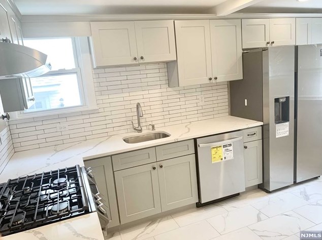 46 Brookfield Rd #2, Montclair, NJ 07043