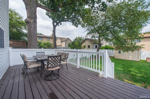 36 Sidney Ave, Rutherford, NJ 07070