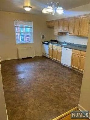 230 Polifly Rd #22, Hackensack, NJ 07601